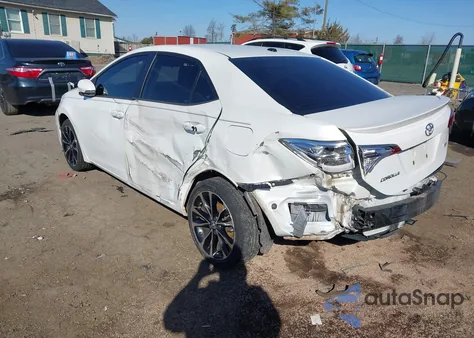 2018 Toyota Corolla Se z USA, uszkodzony, nr VIN 5YFBURHE2JP782973